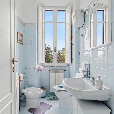 Vatican Oasis - Garden View Balcony & Full Kitchen * Rome