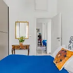 Vatican Oasis - Garden View Balcony & Full Kitchen * Rome